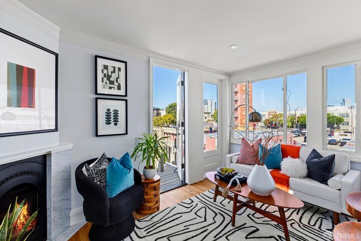 Property Photo:  2360 Folsom Street A  CA 94110 