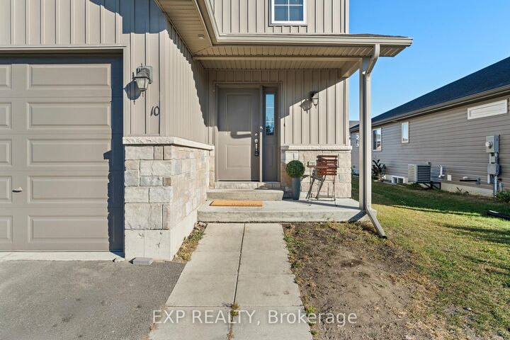 Property Photo: 10 Cobblestone Street ON K8P 0E4