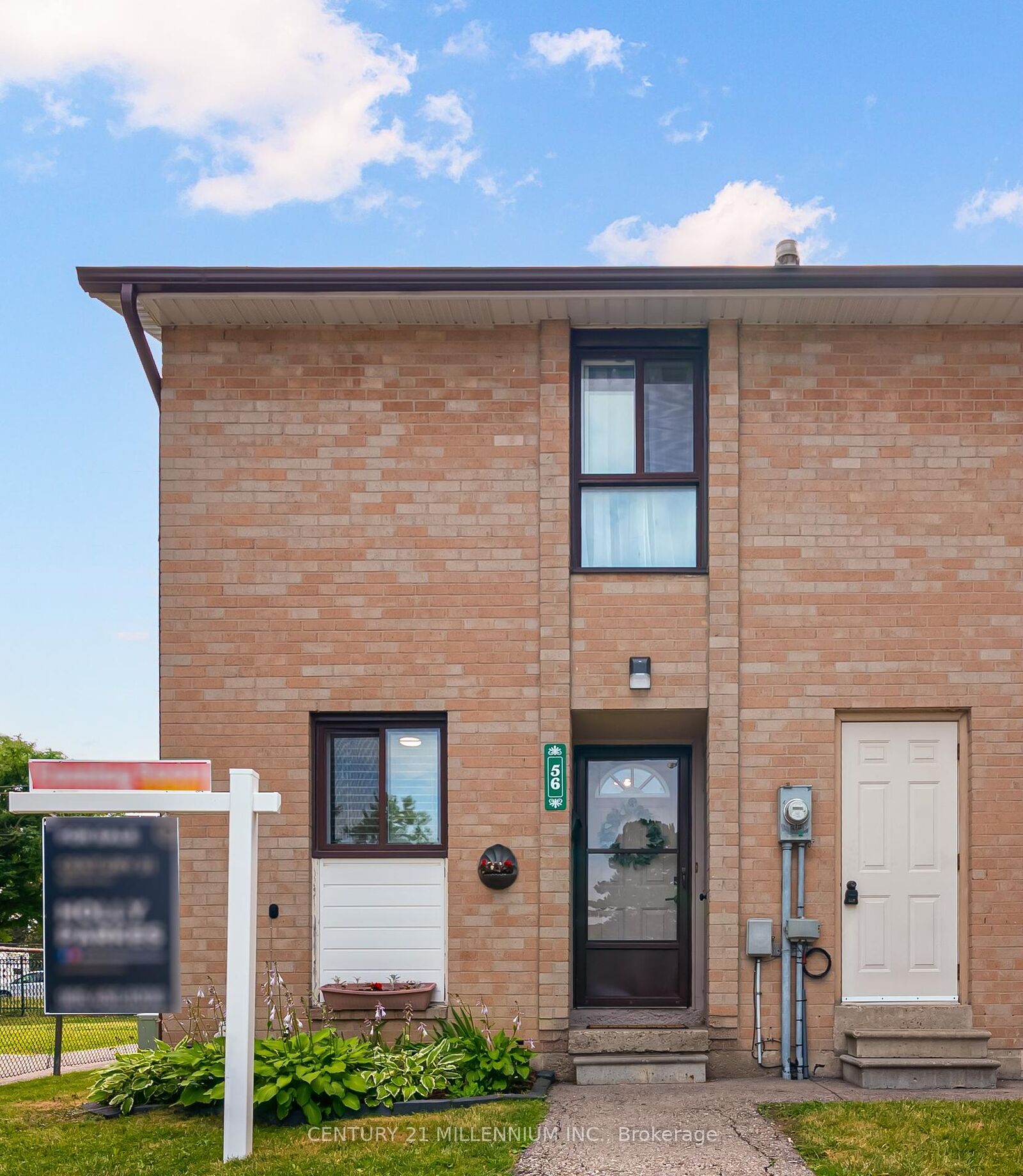 Photo de la propriété:  56 Fleetwood Crescent  ON L6T 2E5 