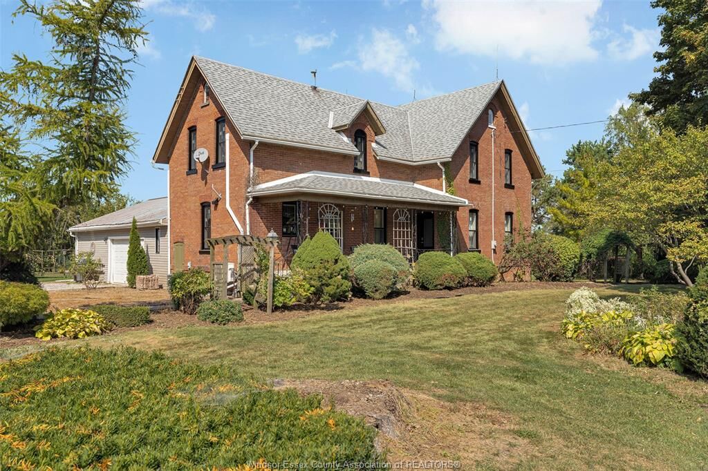 Property Photo:  6549 Pain Court Line  ON N0P 1Z0 