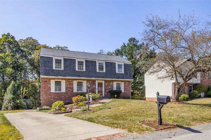 Property Photo:  529 Greenspire Ct  PA 16066 
