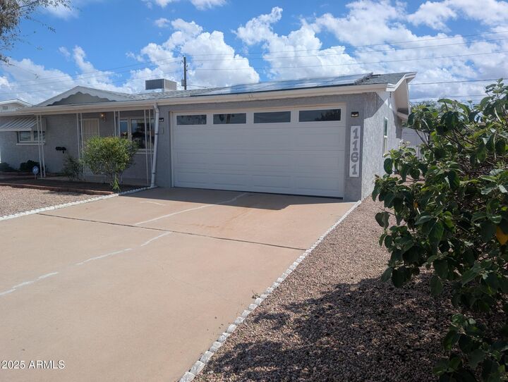 Property Photo:  1161 S Grand Drive  AZ 85120 