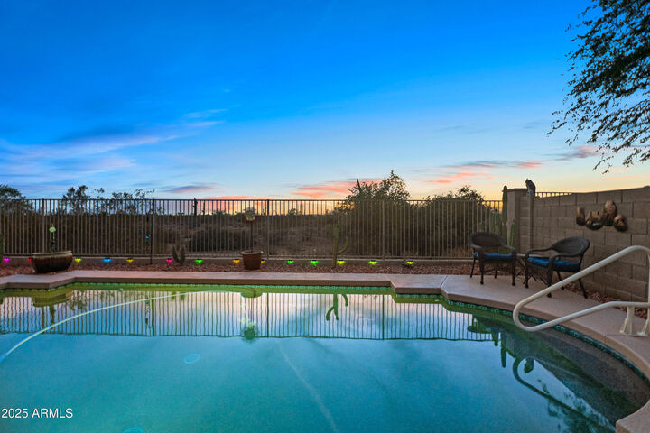 Property Photo:  6512 E Hacienda La Noria Lane  AZ 85118 