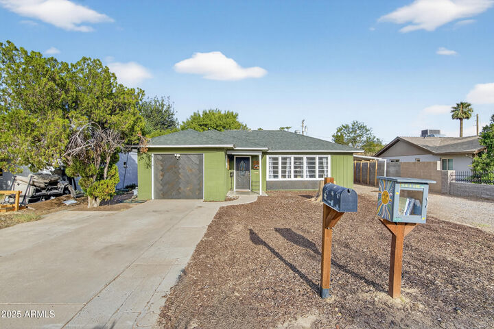Property Photo:  315 N Cherry --  AZ 85201 