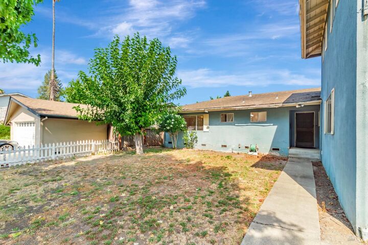 Property Photo:  2625 Neotomas Avenue  CA 95405 