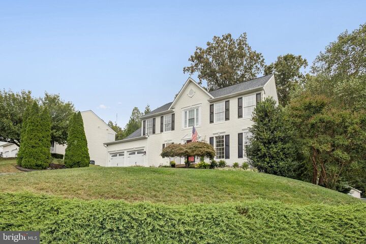 Property Photo:  12126 Kingswood Boulevard  VA 22408 