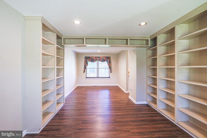 Property Photo:  10 Simpson Court  MD 21136 