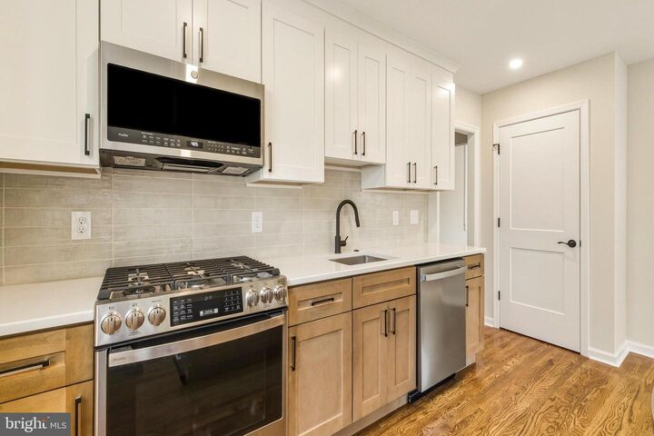 Property Photo:  41 Ward Avenue  NJ 08106 