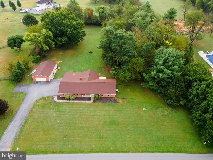 Property Photo: 1414 Kitchens Orchard WV 25419