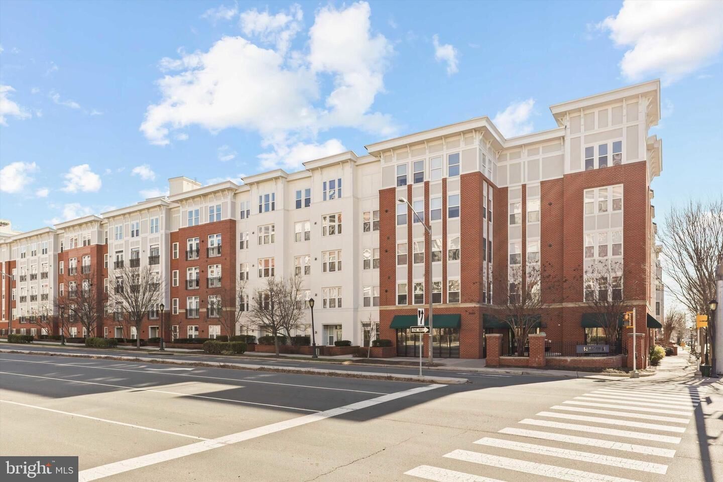 Property Photo:  2655 Prosperity Avenue 449  VA 22031 