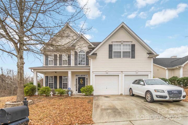 Property Photo: 13834 Riding Hill Avenue NC 28213