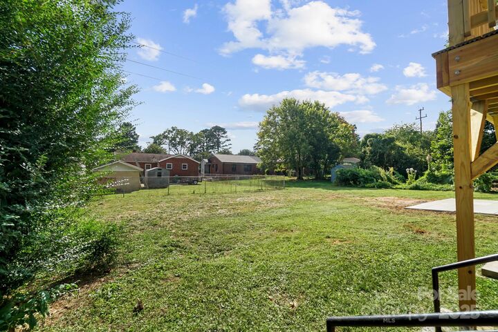 Property Photo:  1715 Washington Avenue  NC 28216 
