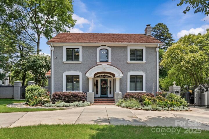 1619 Providence Road  Charlotte NC 28207 photo