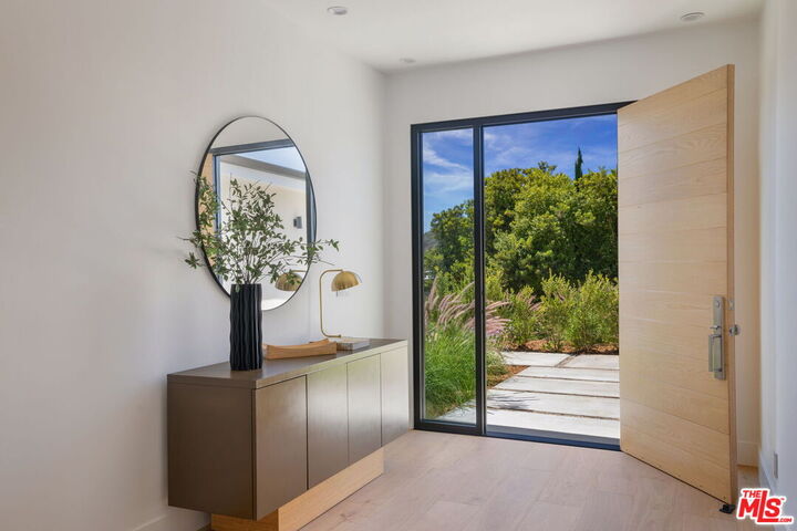 Property Photo:  13535 Bayliss Rd  CA 90049 