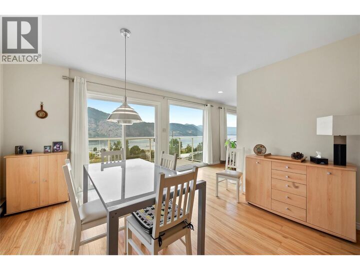 Photo de la propriété:  1225 Bay Drive  BC V0E 1M0 