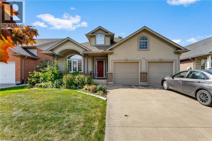 Property Photo:  39 Vansickle Road  ON L2S 4C2 