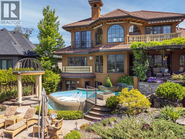 983 Westpoint Drive  Kelowna BC V1W 4Z9 photo