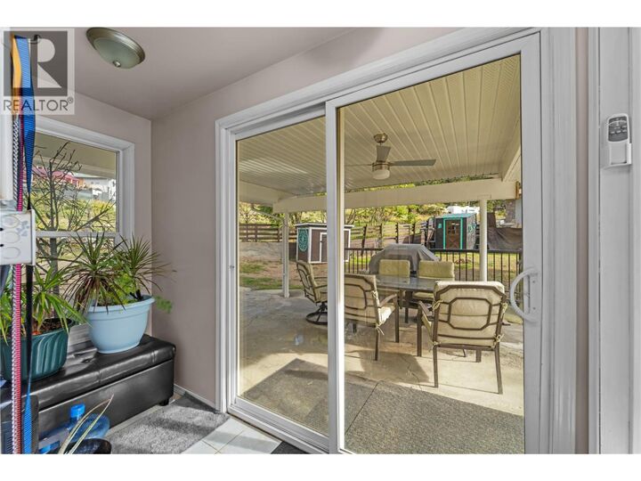 Property Photo:  2348 Ojibway Road  BC V2H 1P1 