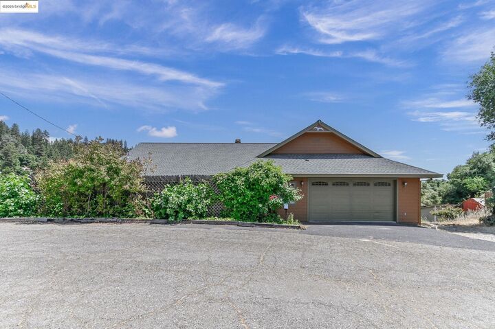 Property Photo:  18757 Sunrise Way  CA 95379 