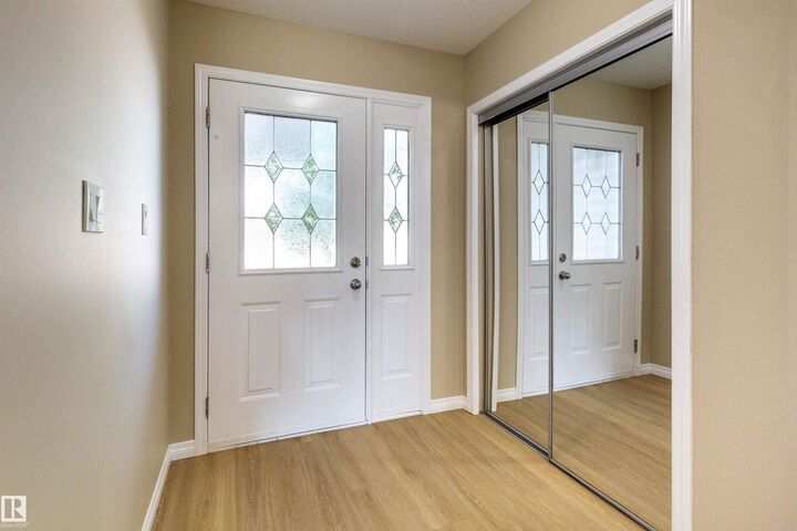 Property Photo:  5001 62 Street 70-5001  AB T4X 0C7 