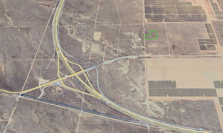 Property Photo:  20th St &Amp N/O Gentry Ave  CA 93501 