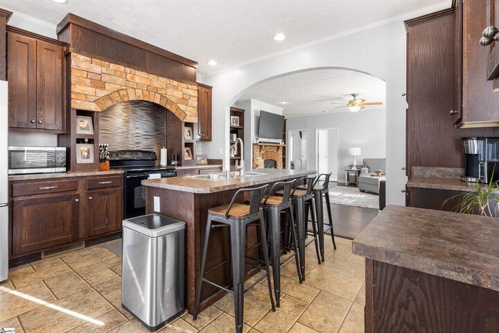 Property Photo: 151 Lesley Road SC 29669