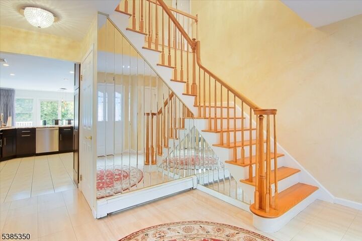 Property Photo:  6 Ashland St  NJ 07006 