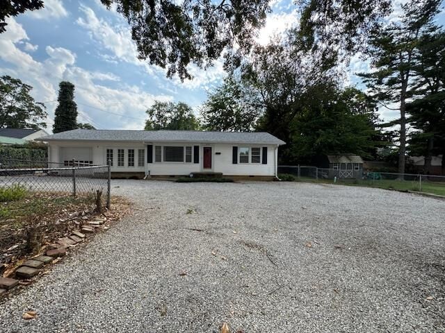 Property Photo:  220 S Elm Place 220 1/2 S Elm Place  KY 42420 