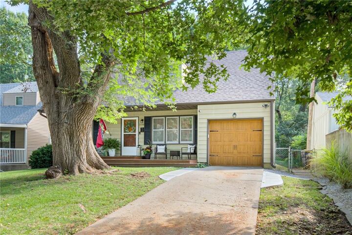 Property Photo:  7235 Walnut Street  MO 64114 
