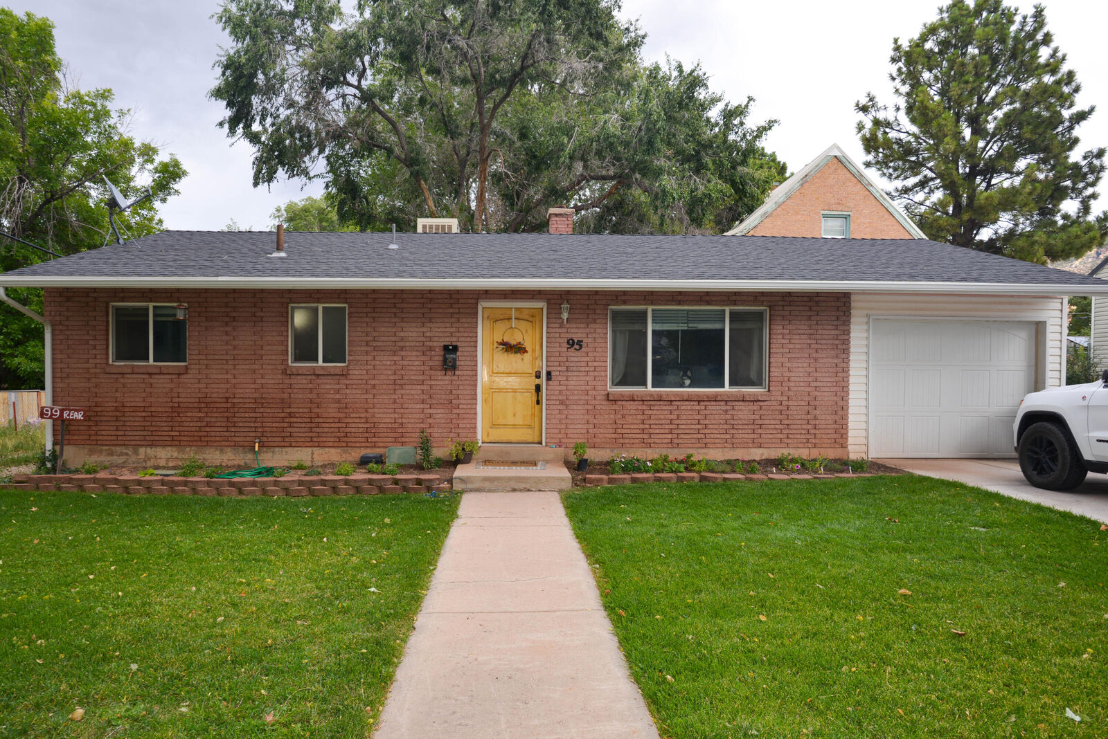 Property Photo:  95 S 200 E  UT 84720 