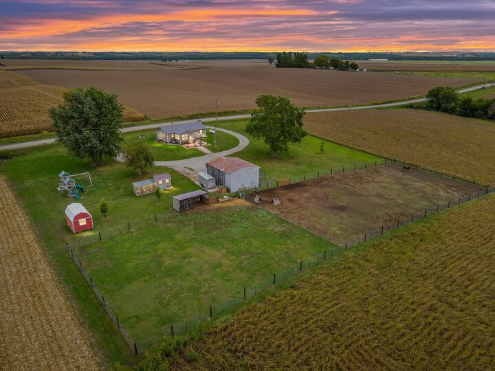 2826 160th Street  New Sharon IA 50207 photo