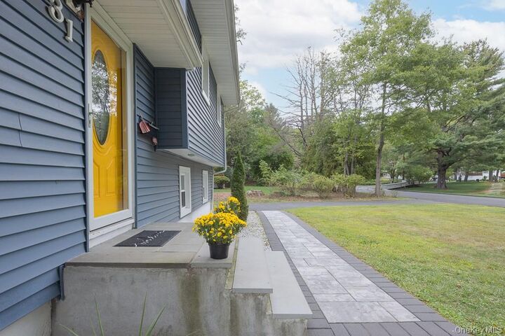Property Photo:  31 Verdin Drive  NY 10956