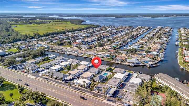 Property Photo:  9718 Hernando Court  FL 34210 