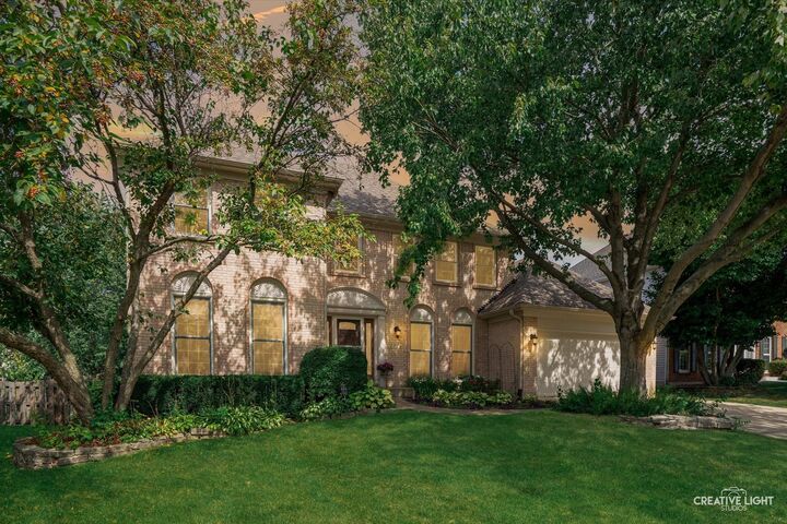 Property Photo:  1924 Vassar Drive  IL 60565 
