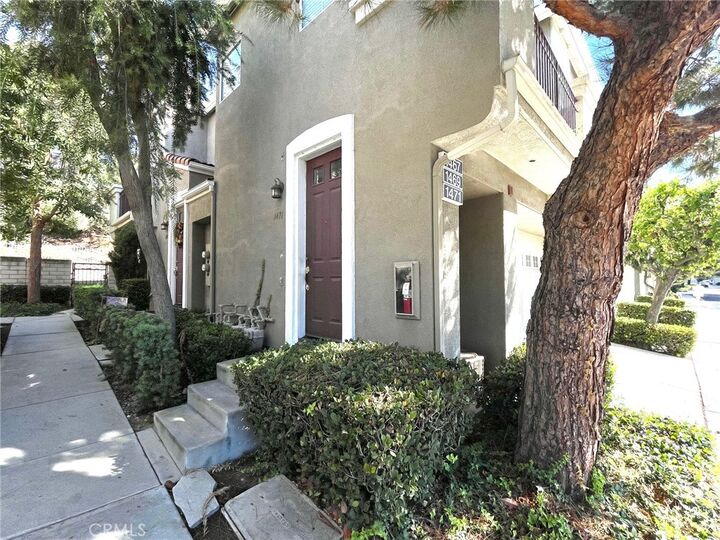 Property Photo:  1471 Zehner Way  CA 92870 