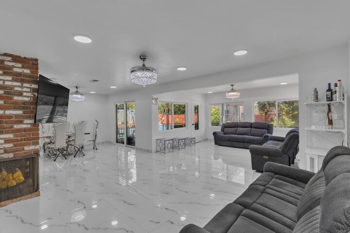 Property Photo:  1545 Meadow  CA 92021 
