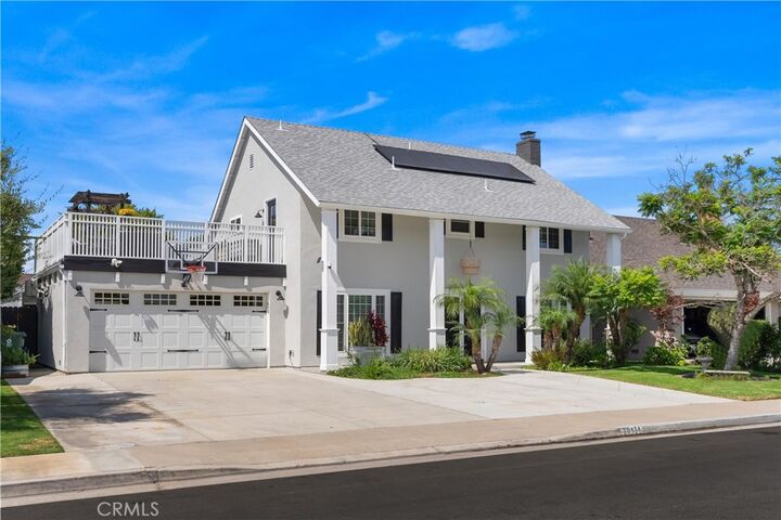 Property Photo:  20131 Crown Reef Ln  CA 92646 
