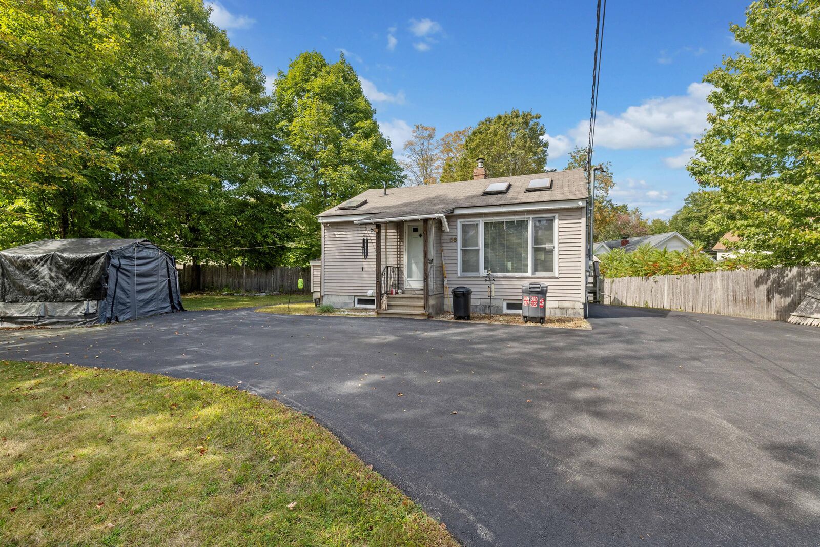 Property Photo:  58 Essex Street  ME 04073 