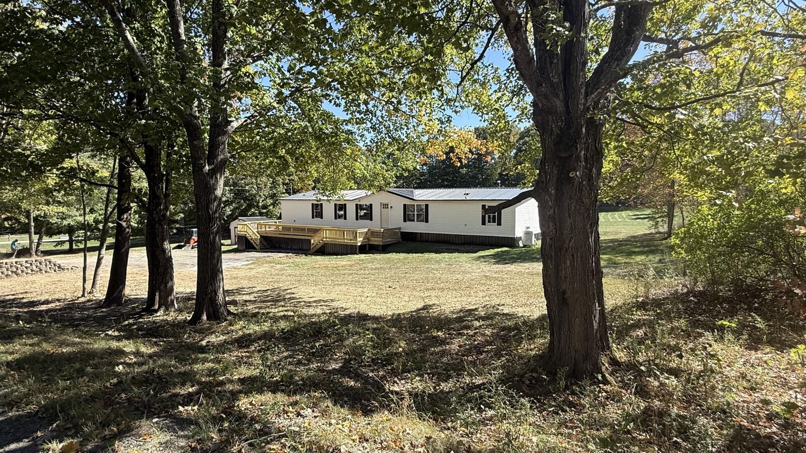 Property Photo:  319 Hudson Road  ME 04427 