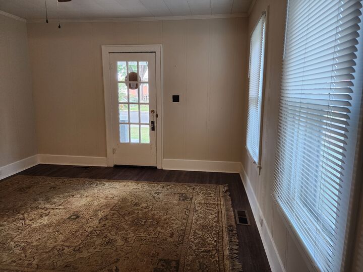 Property Photo:  215 Depot St  TN 38464 