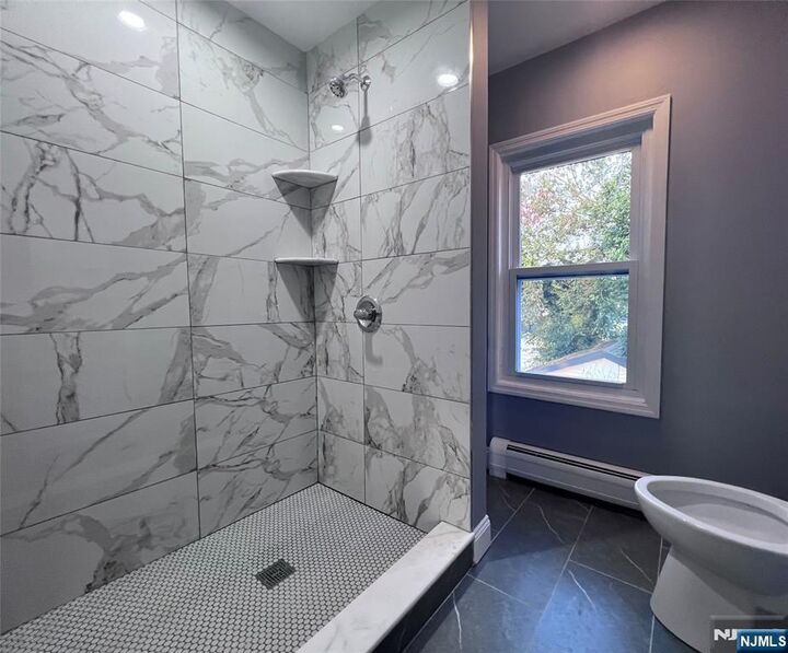 Property Photo:  17 N Summit Street 2  NJ 07621 