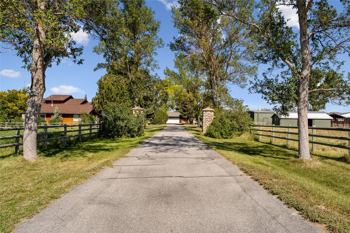 Property Photo:  780 Mason Lane  MT 59828 