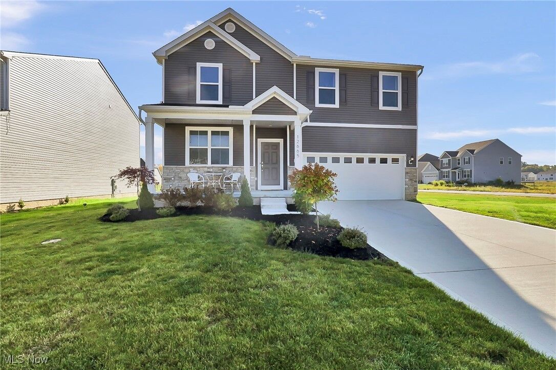 Property Photo: 12665 Challenge Way OH 44028