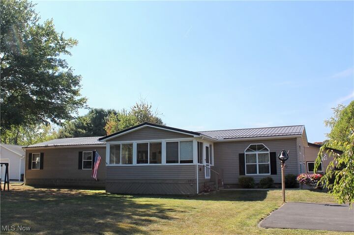 Property Photo:  1711 Waterford Road  OH 44413 