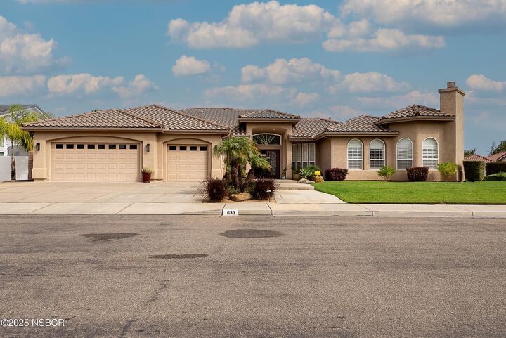 Property Photo:  633 W Ballestral Avenue  CA 93455 