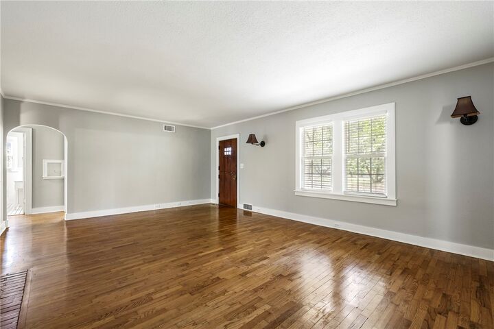 Property Photo:  613 Mill Street  AR 72764 