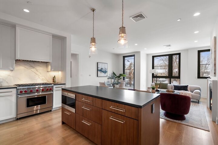Property Photo:  100 Linden Street 103  MA 02482 