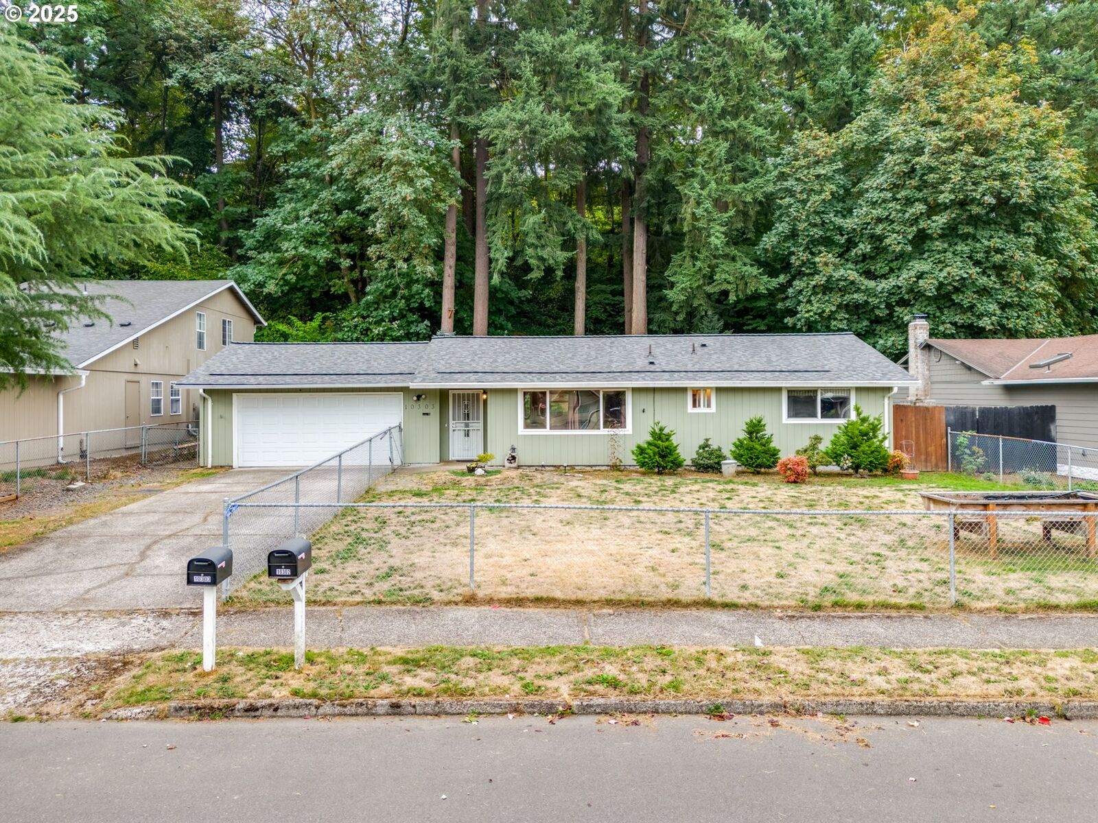Property Photo: 10303 NE 22nd St WA 98664