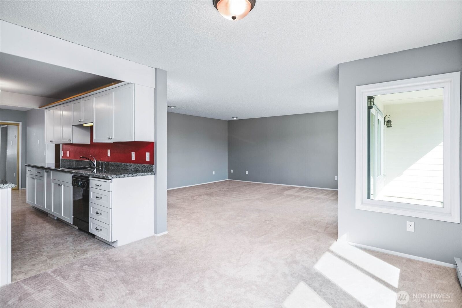 Property Photo: 1800 Skyline Way 205 WA 98221