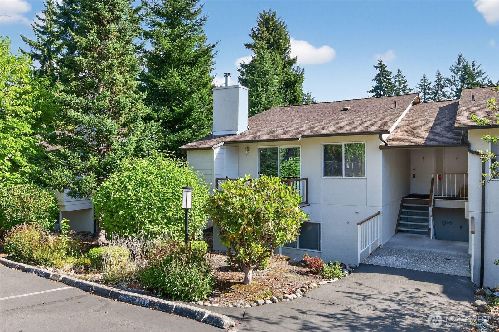 Property Photo: 14124 74th Place NE C WA 98034